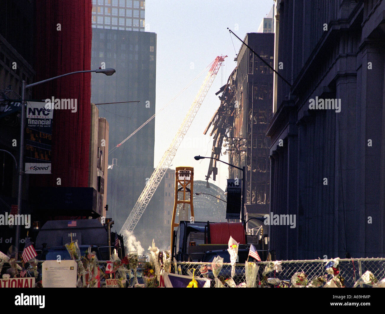 Schwelende Reste der Twin Towers, Ground Zero in New York City, USA Stockfoto