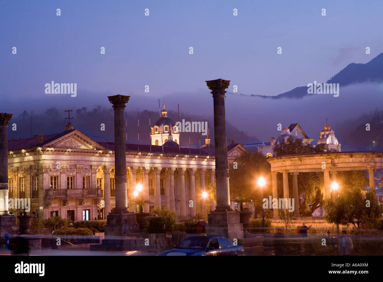 Central Plaza und kommunale Gebäude Quetzaltenango aka Xela Guatemala Stockfoto