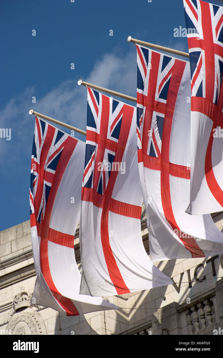 Admiralty Arch mit Flaggen London England Stockfoto