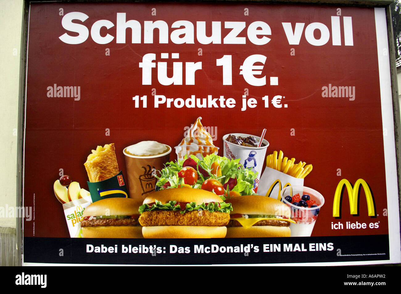 Mcdonalds Werbung Plakat Plakatwand Stockfotos Und Bilder Kaufen Alamy