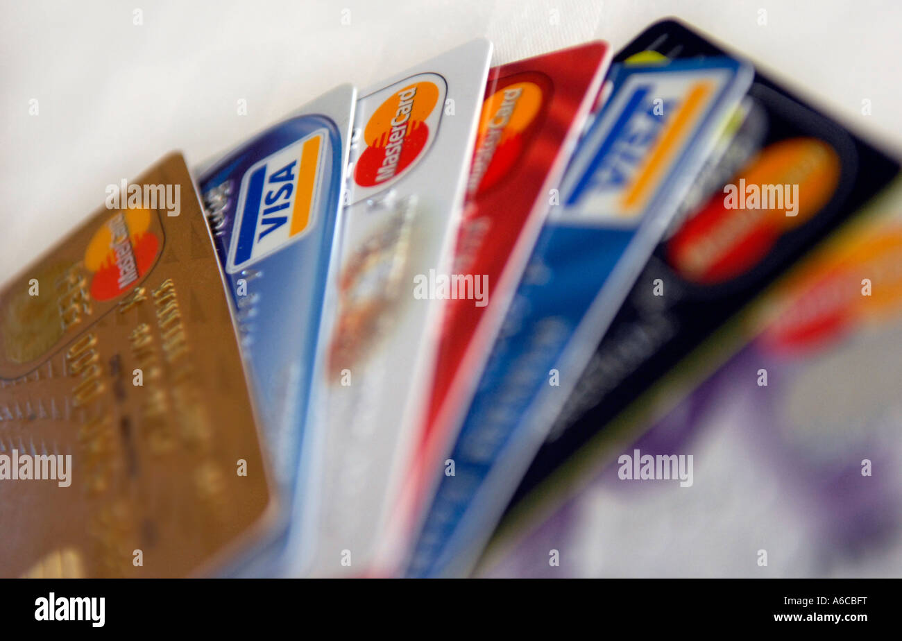 eine Auswahl von Kreditkarten in ein fan Stockfoto