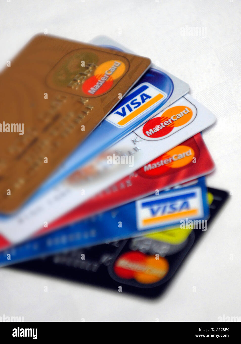 eine Auswahl von Kreditkarten in ein fan Stockfoto