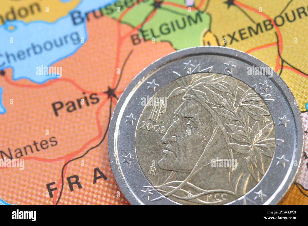 1-Euro-Münze auf Karte von Frankreich Europa EU EEC Stockfoto