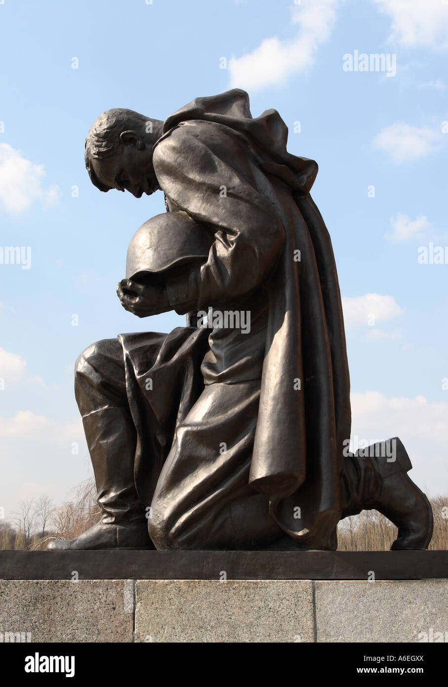 Das Sowjetische Ehrenmal im Treptower Park in Berlin Stockfoto