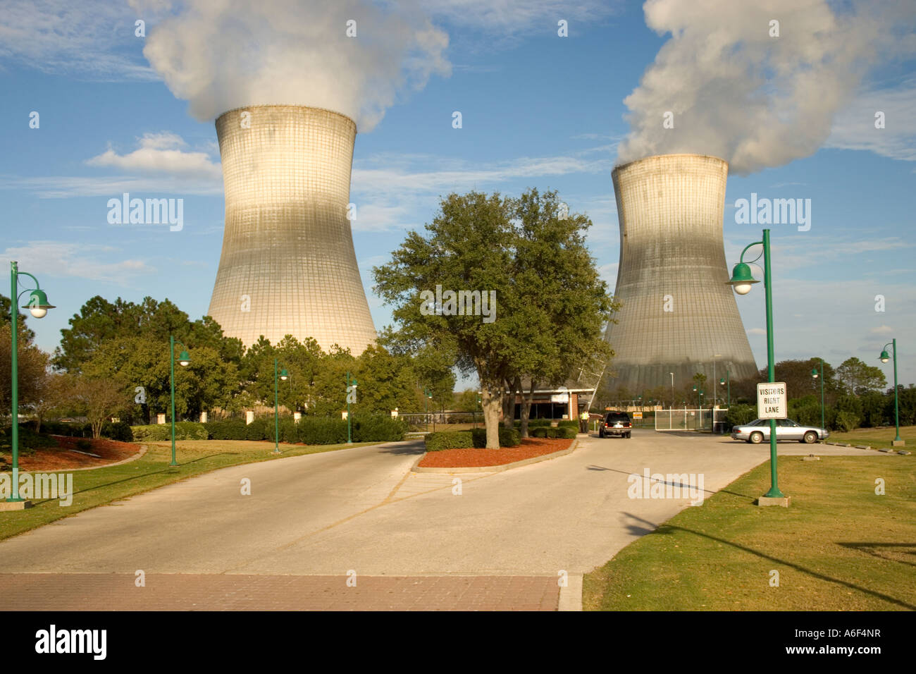 Verdunstungs-Kühltürme (Kohlekraftwerk) Jacksonville, Florida Stockfoto
