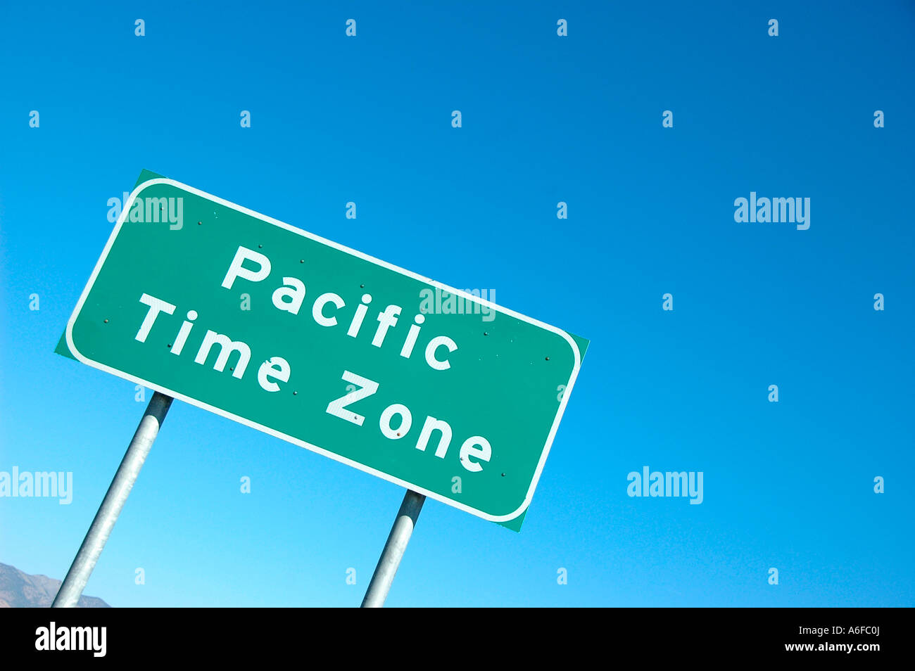 Pacific Time Zone als Sie gehen in Nevada auf der Interstate 80 in Wendover, Utah Stockfoto