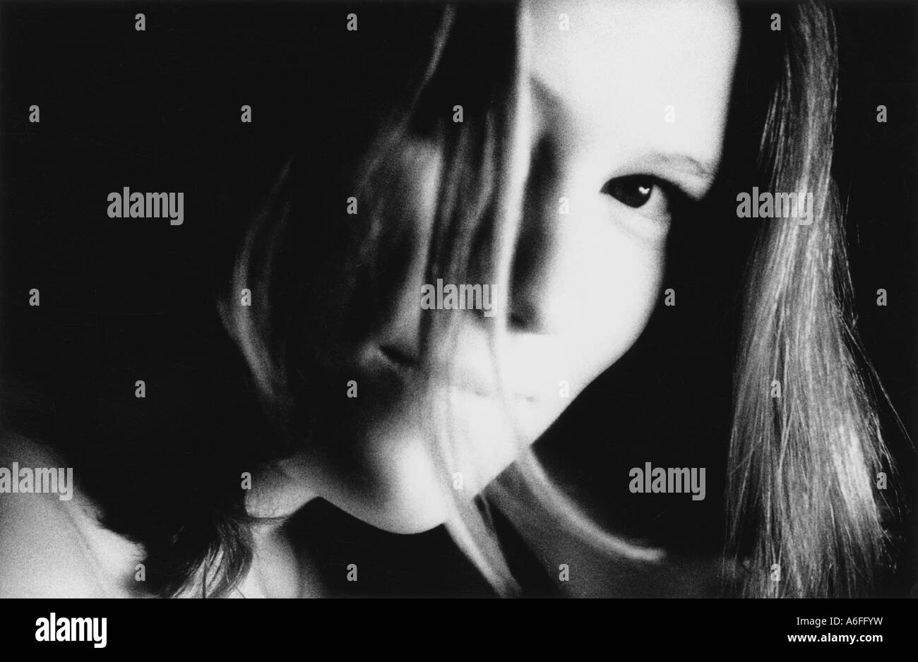 Frau im Infrarot-Licht Stockfoto