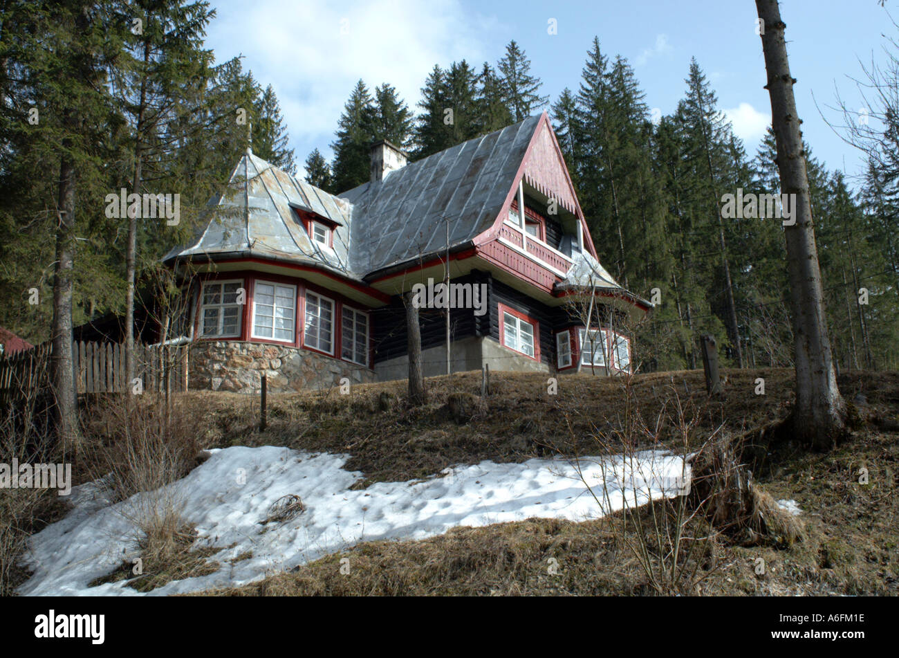 Urlaub-Lodge in der Nähe von Red Lake in Bicaz Key Bicaz Fluss Karpaten Moldawien Rumänien Osteuropa EU Stockfoto