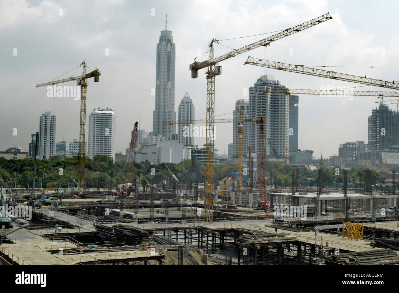 Thailand, Bangkok Siam Paragon Einkaufszentrum im Bau. Stockfoto