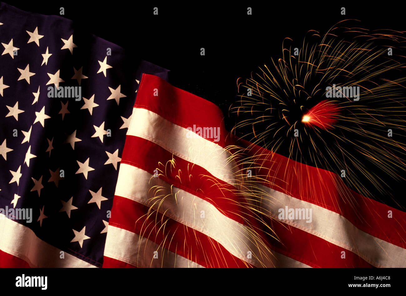 Amerikanische Flagge mit Feuerwerk Stockfoto