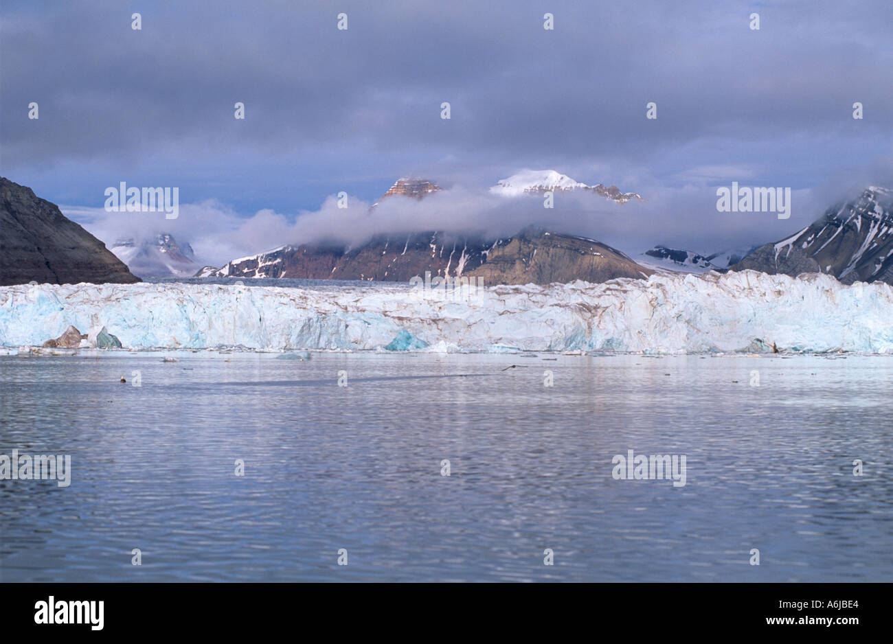 Kronebreen oder Krone Gletscher in Ny Alesund Svalbard Stockfoto