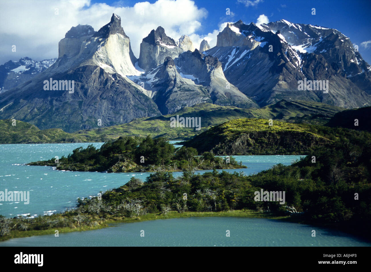 Lake Pehoe, Cerro Paine Grande und Cuernos Del Paine, Chile, Patagonien Stockfoto