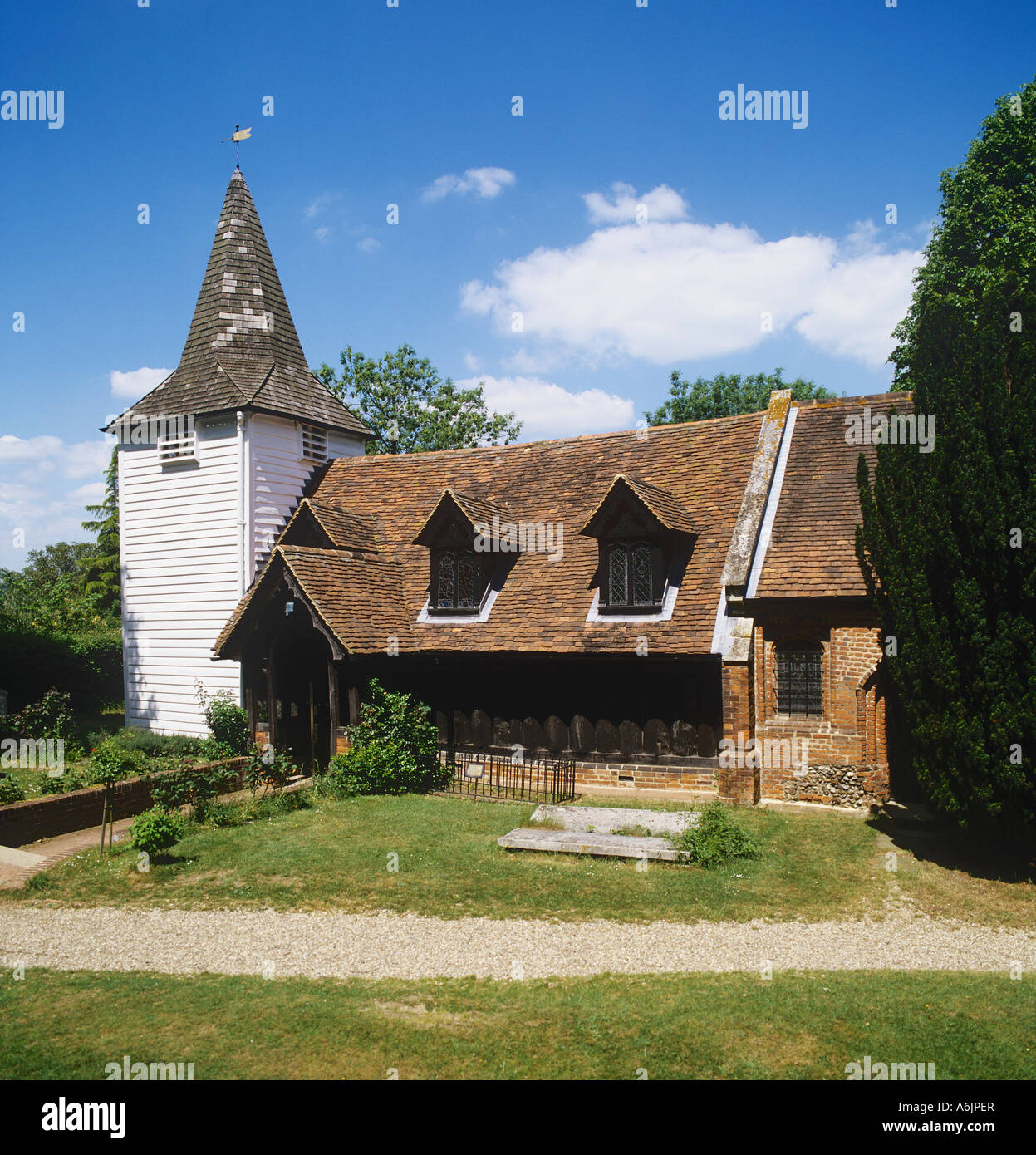 Pfarrkirche des Heiligen Andreas westlich von Chipping Ongar Essex baute eine einzigartige Kirche des großen Scheitholz ca. 850 n. Stockfoto
