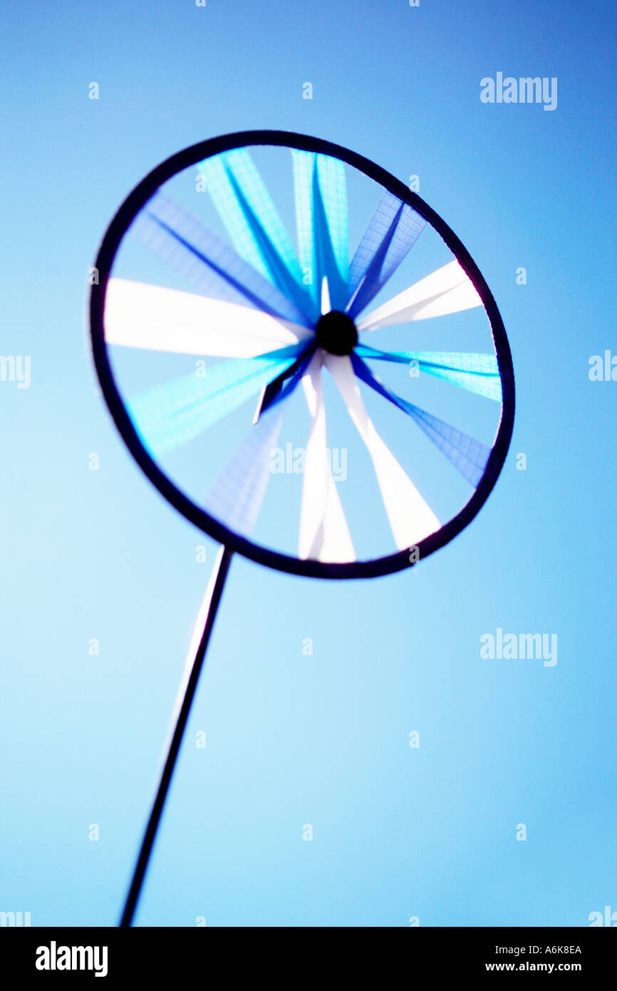 Windwheel bis in den Himmel Stockfoto