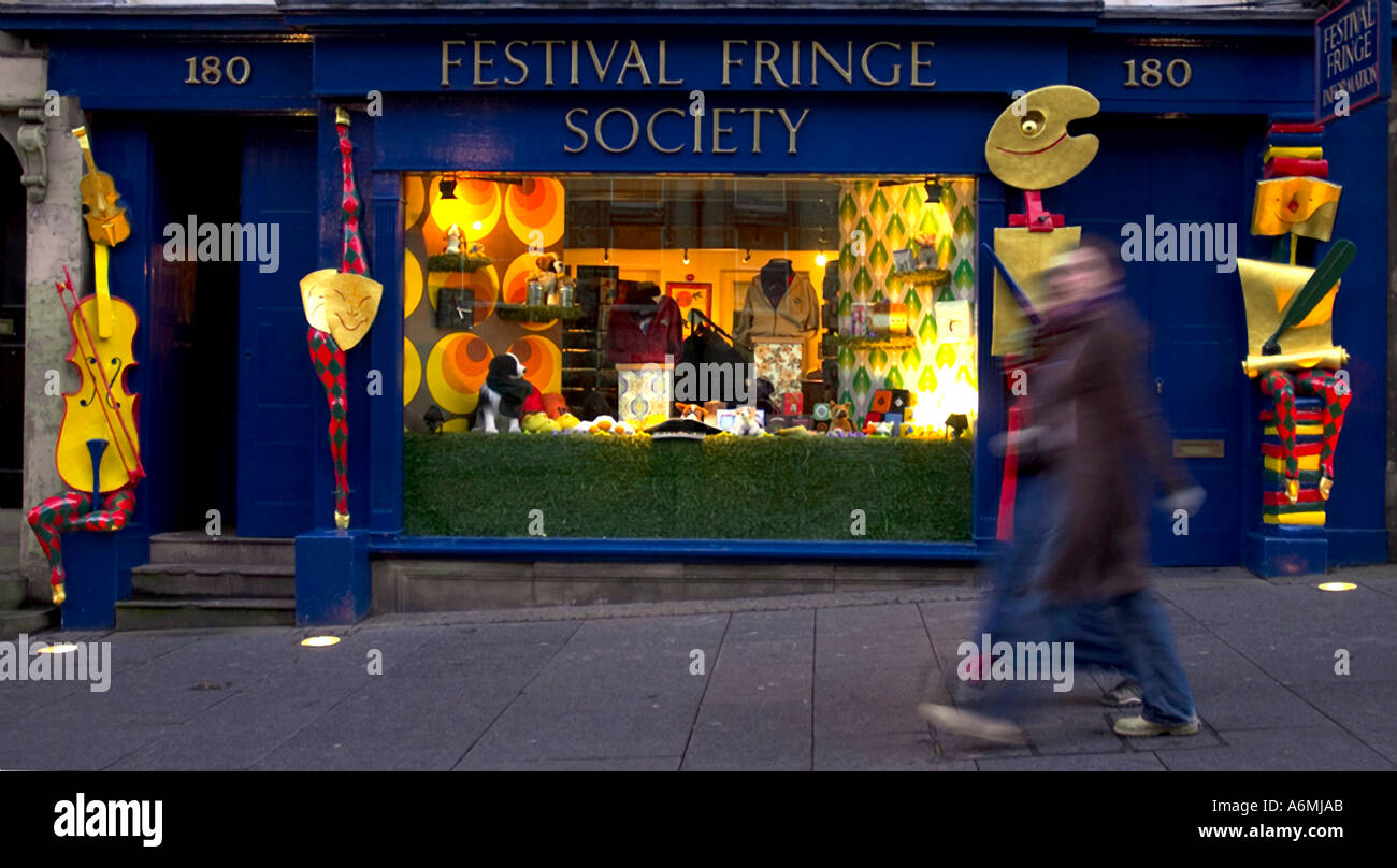 Auf der Royal Mile in Edinburgh Festival Fringe-Shop Stockfoto