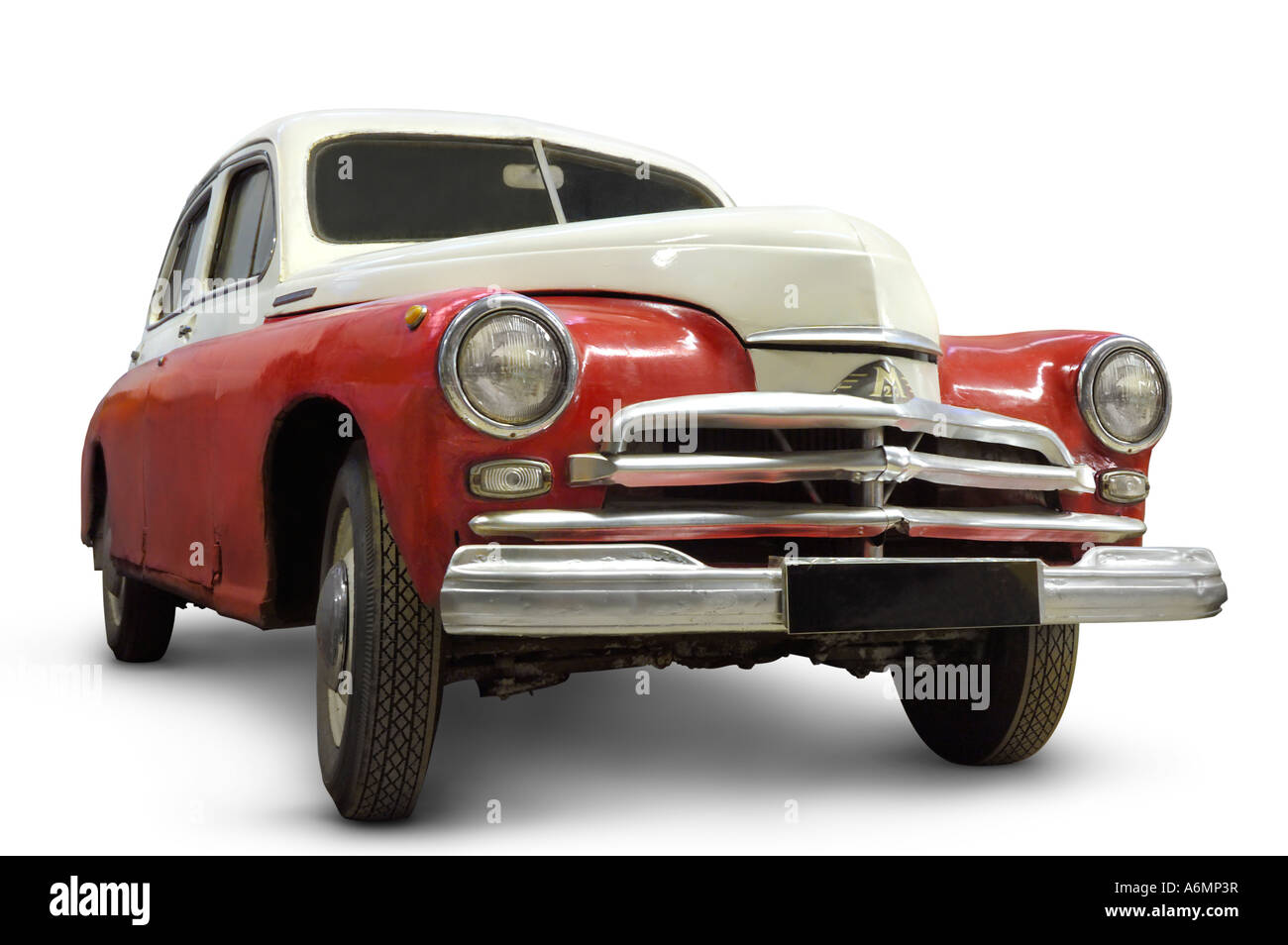 Rot weiße 20V GAZ Pobeda 1955 Stockfoto