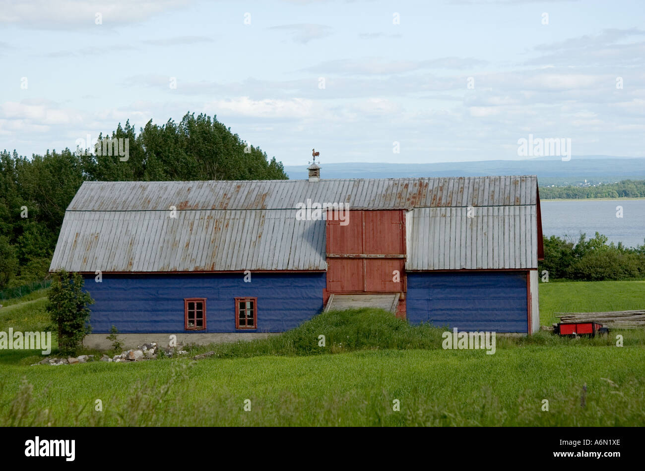Blaue Scheune auf L'Ile d ' Orleans, Quebec, Kanada Stockfoto