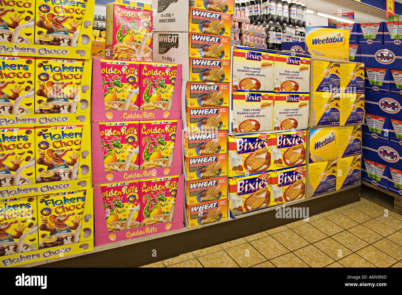Getreide auf den Verkauf in einem Supermarkt Wales UK Stockfoto