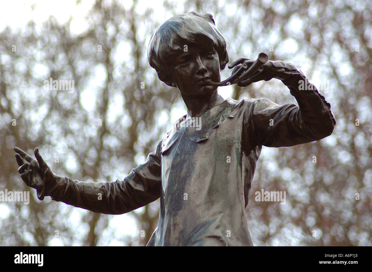 Skulptur von Peter Pan in den Kensington Gardens, London. Stockfoto