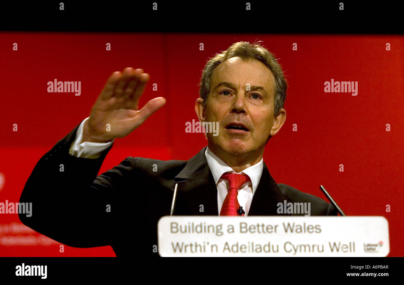 Ex-British Prime Minister Tony Blair Adressierung ein Welsh-Labour-Parteitag Stockfoto
