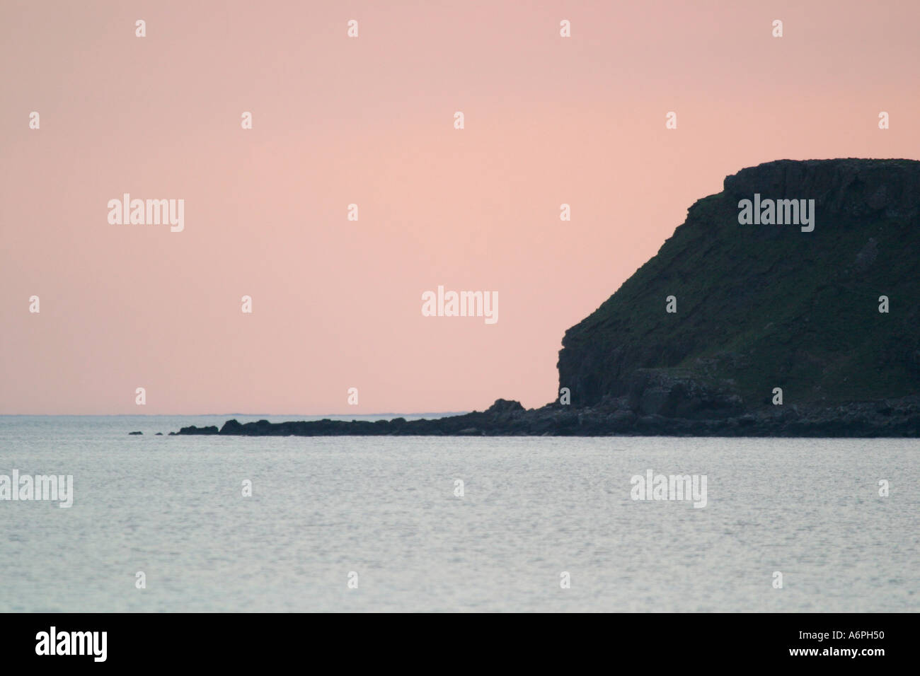 Friedlichen Sonnenuntergang über Calgary Bay Isle of Mull Stockfoto