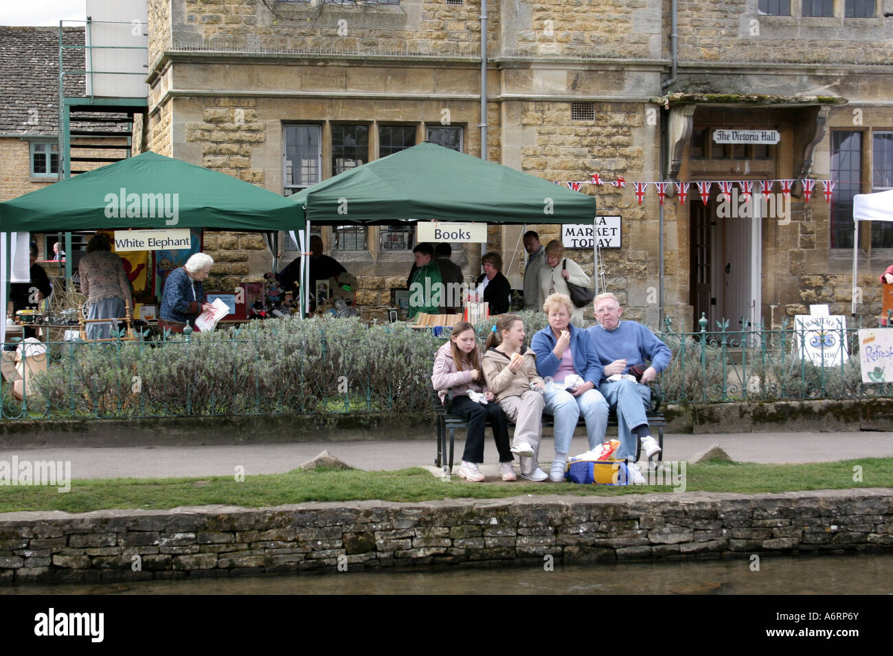 Bourton auf dem Wasser in Gloucestershire. Stockfoto