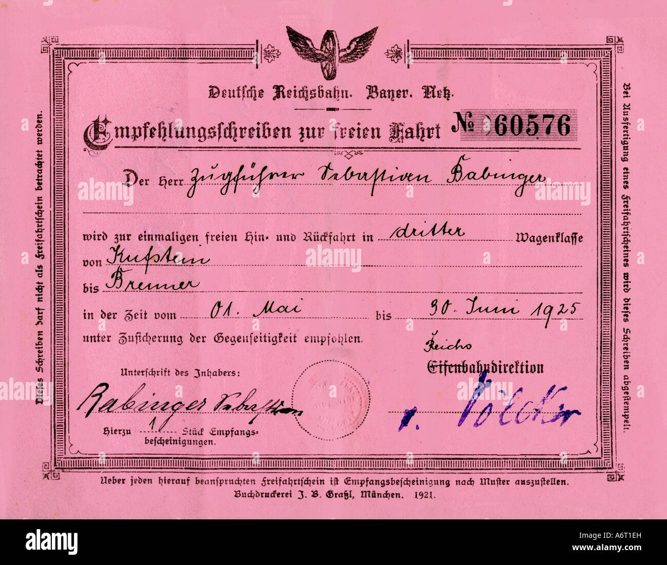 Verkehr / Verkehr, Eisenbahn, Dokumente, Empfehlungsschreiben für eine kostenlose Fahrt 3. Klasse, Strecke Kufstein - Brennerpass, für den Schaffner Sebastian Babinger, 1.5.1925 - 30.6.1925, Reichbahndirektion (Deutscher Eisenbahn-Bereich) München, 25.4.1925, Stockfoto