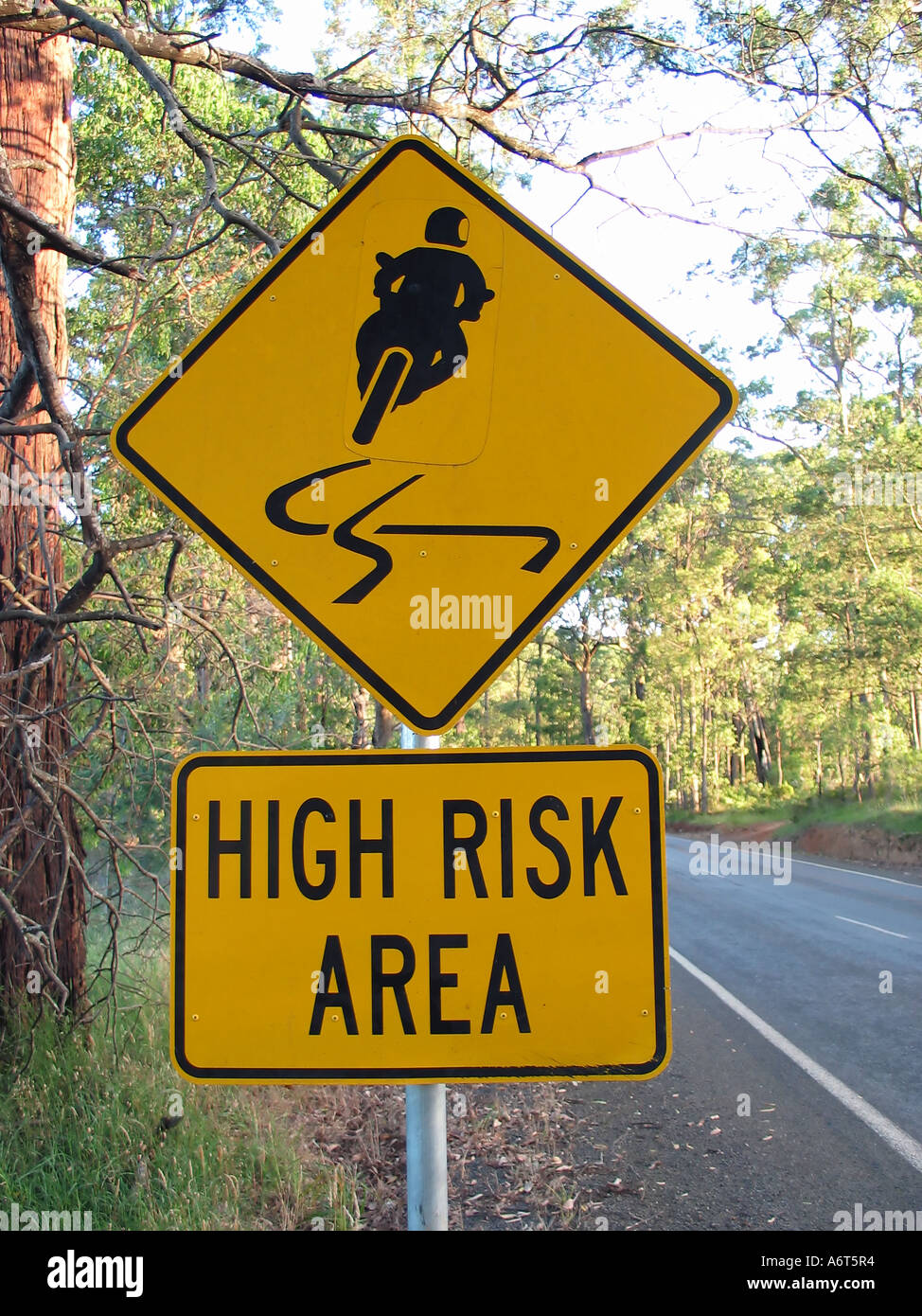 Hohes Risiko Bereich Straßenschild Stockfoto