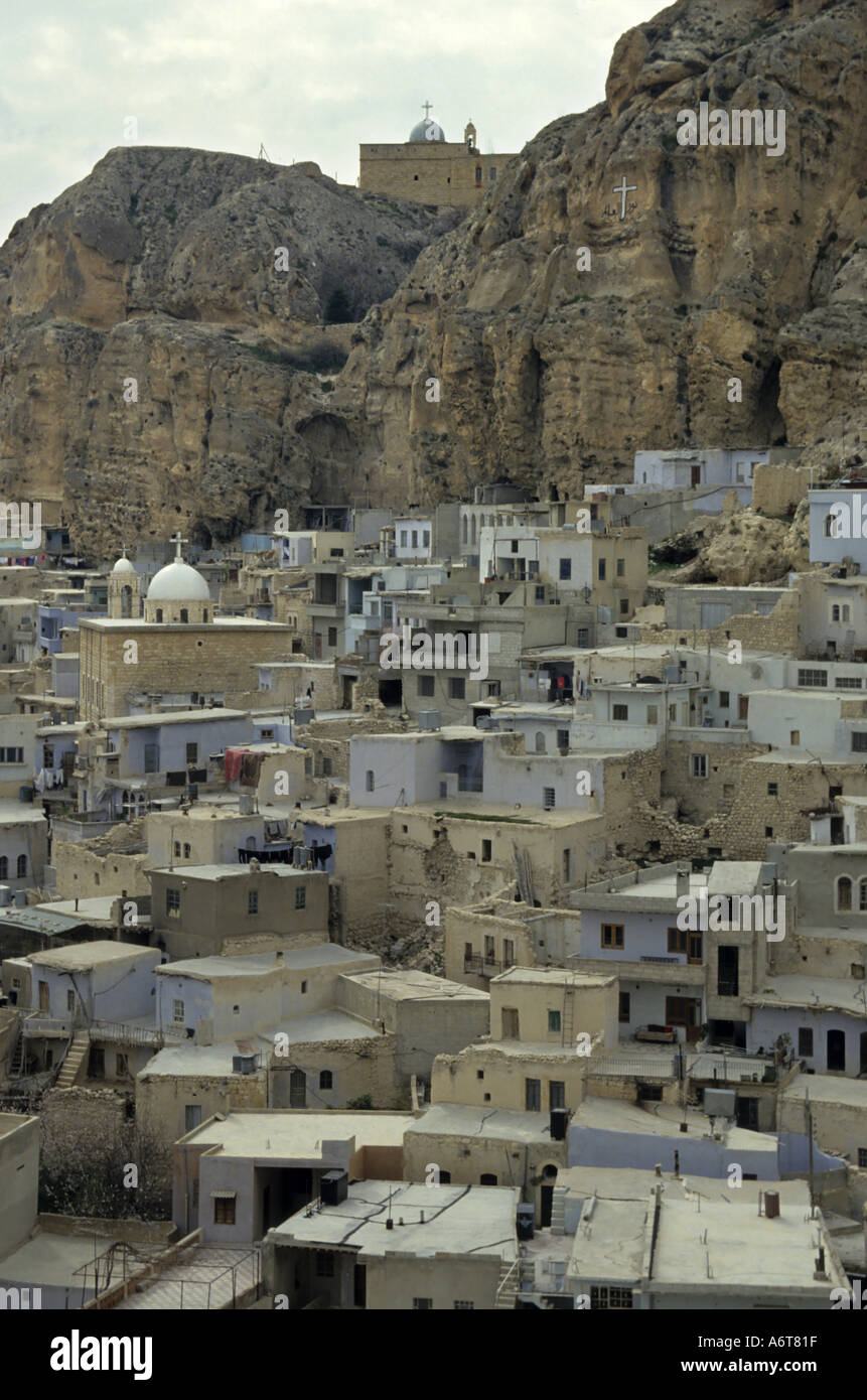 Dorf-Syrien - Maaloula-Dorf am Fuße des Klosters Mar Sarkis Stockfoto