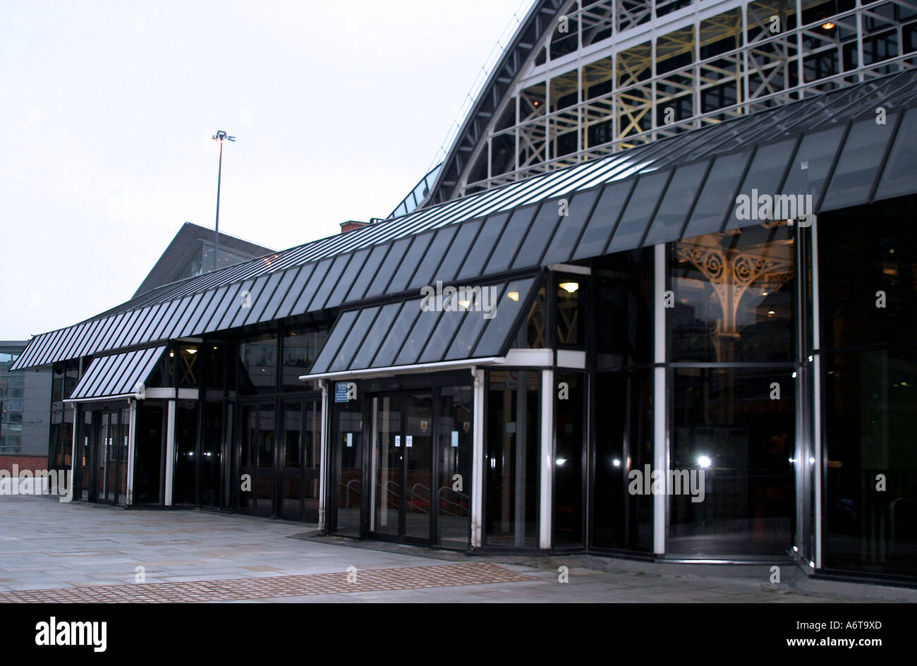 Nahe und Manchester International Conference Centre, Manchester Stockfoto