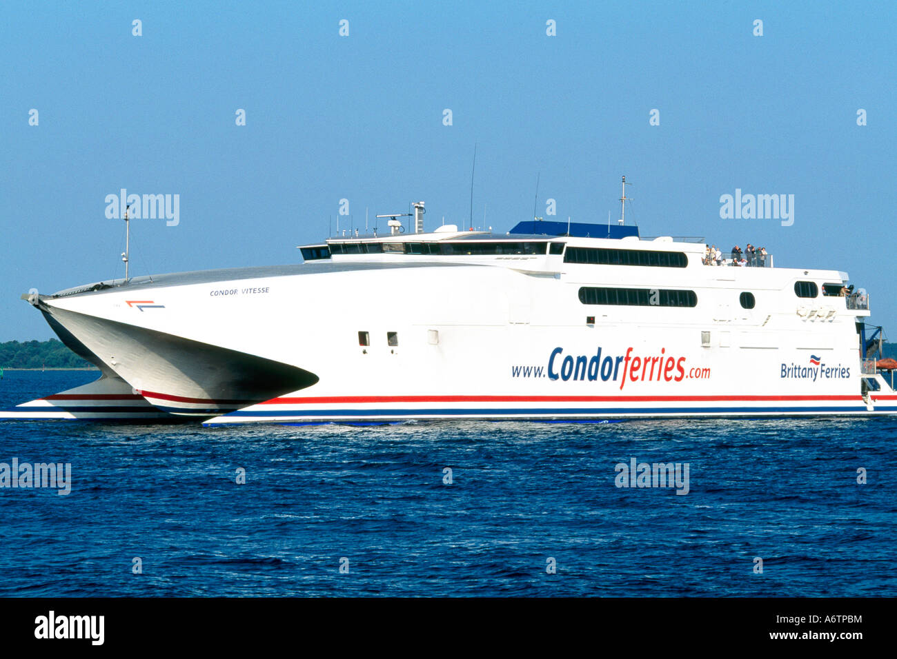 Condor Ferries, High-Speed Katamaran Fähre, die von Poole in Dorset auf  Guernsey Kanalinseln Stockfotografie - Alamy