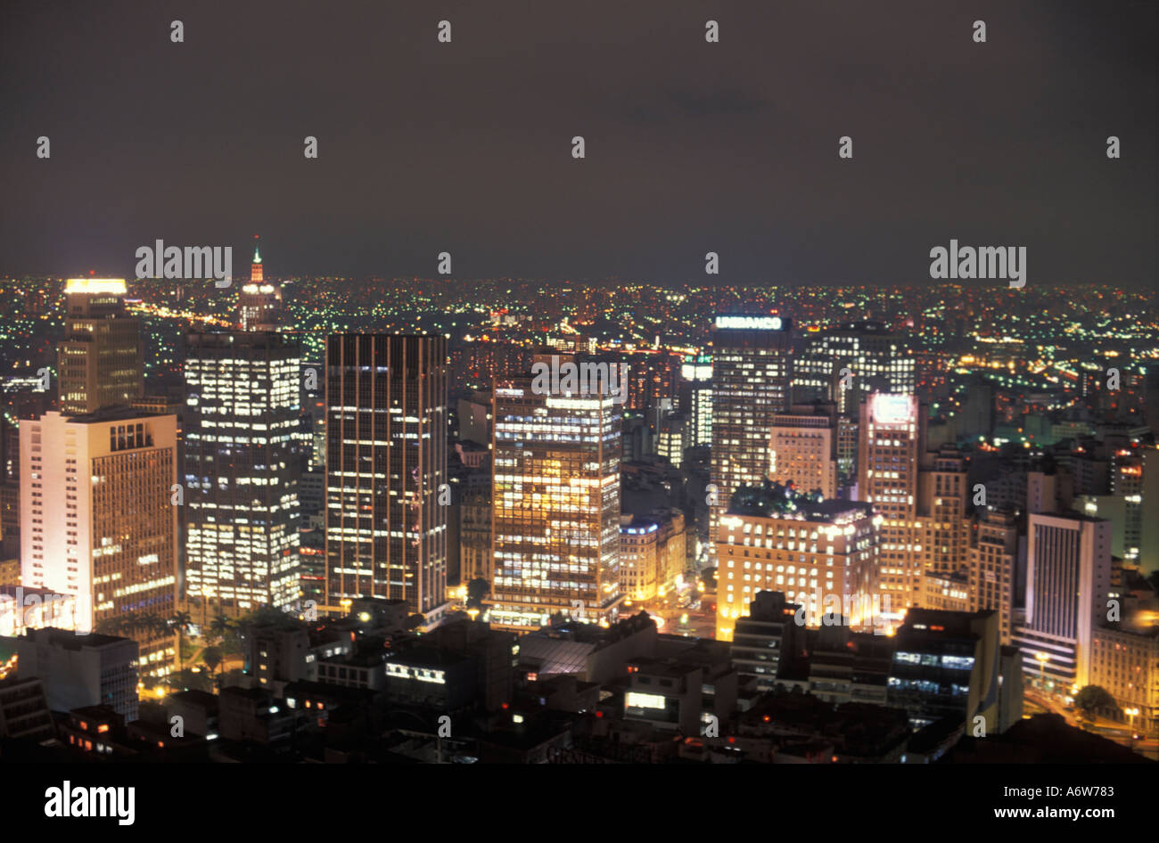 Downtown Sao Paulo bei Nacht, Finanz-und Business-Center, Brasilien. Stockfoto