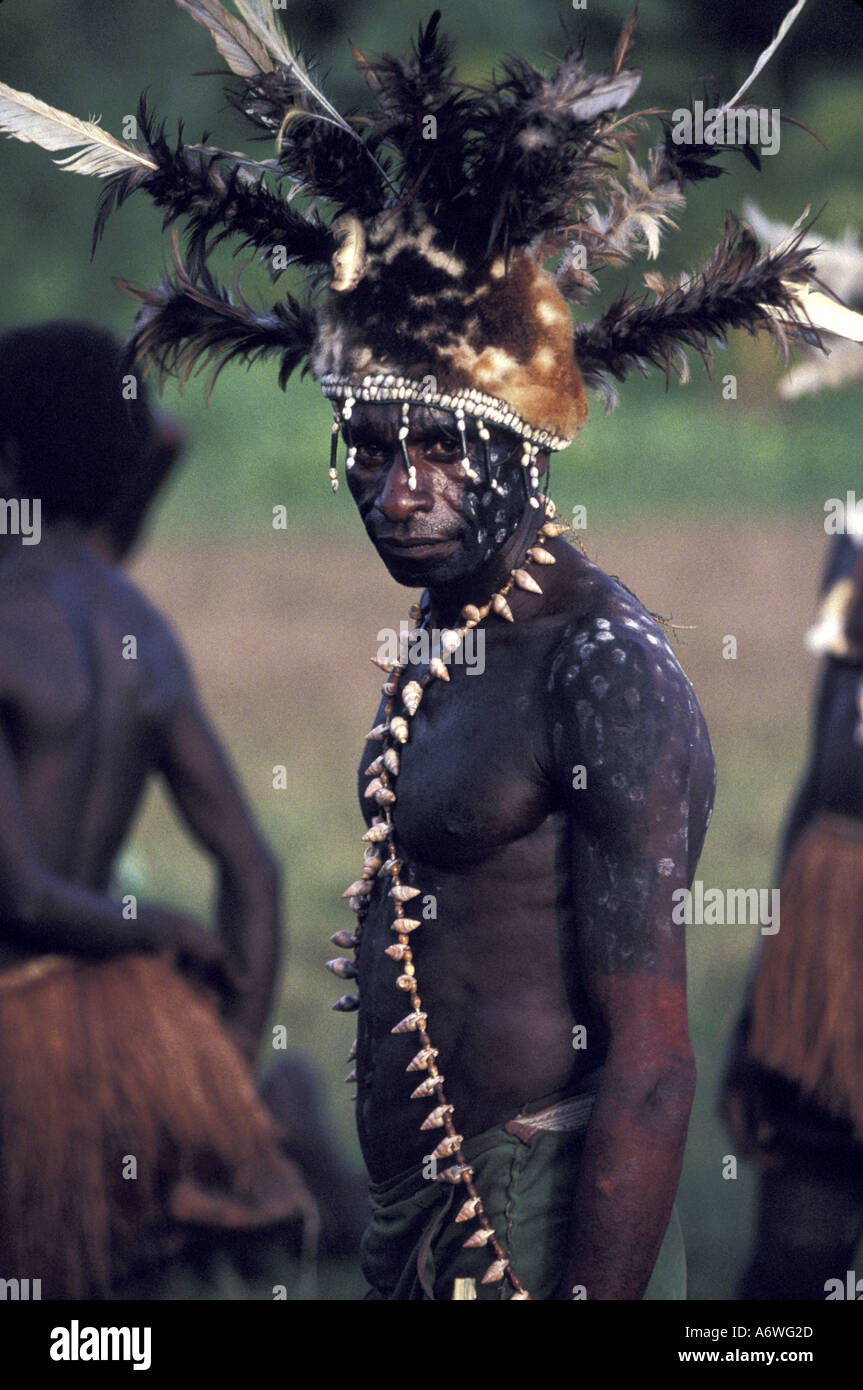 Asien, Indonesien, West Papua (Irian Jaya), Asmat Region, Yaptambour Dorf. Krieger Stockfoto
