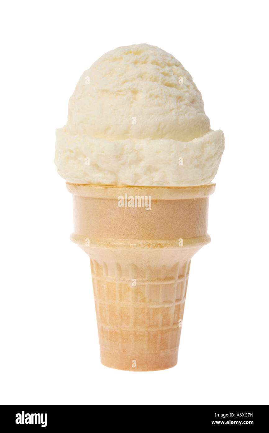 Vanille-Eis Kegel Ausschneiden auf weißem Hintergrund Stockfoto