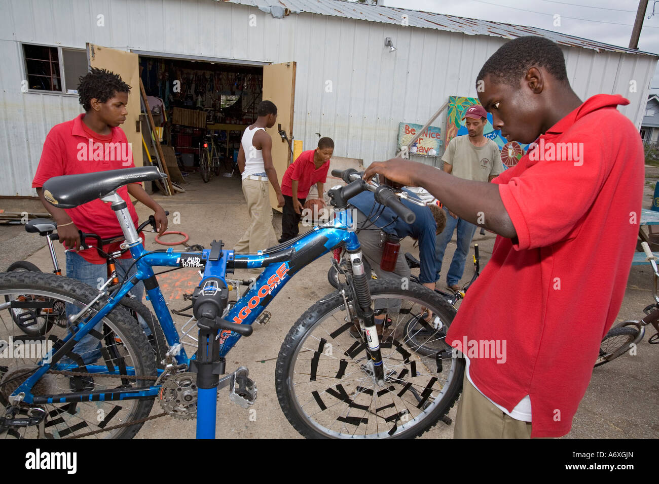 Ehrenamtlich geführte Bike-Shop Stockfoto