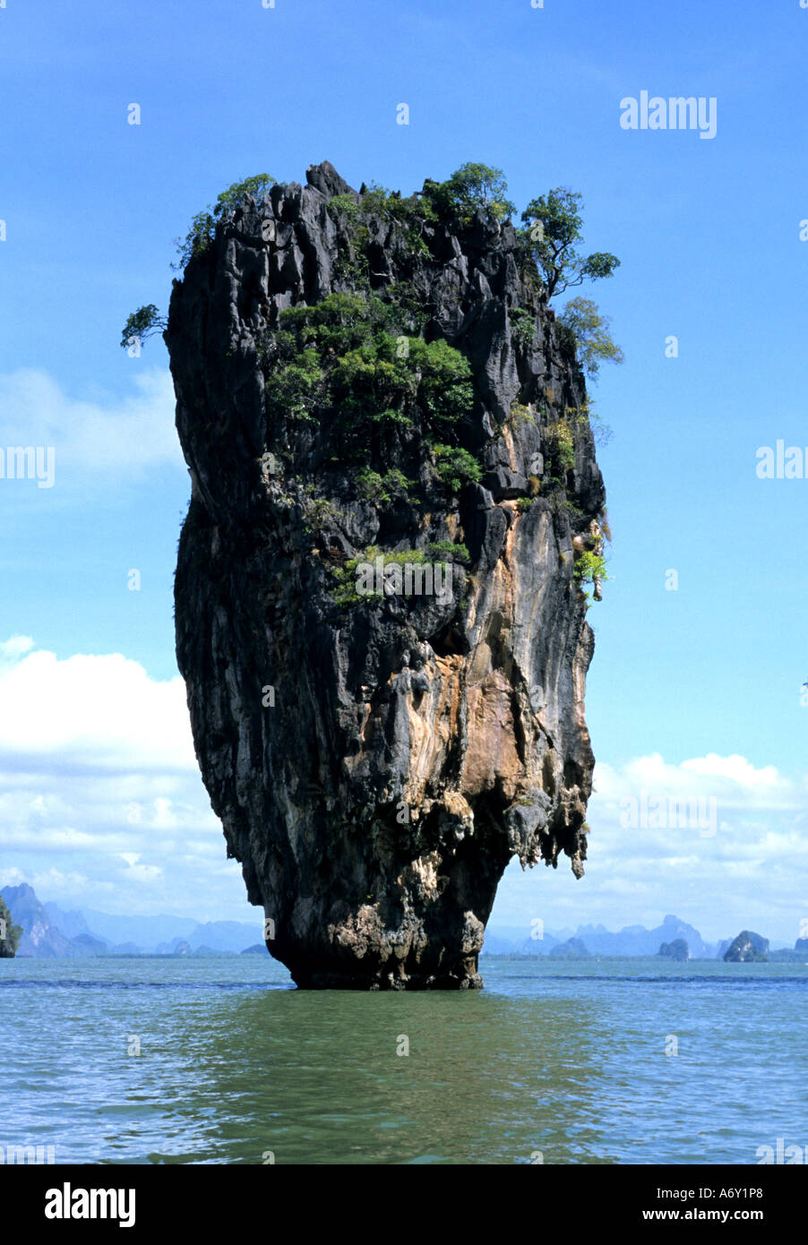 Der Nagel-Insel, die so genannte James Bond Insel Phang Nga Bay Insel Phuket Thailand Stockfoto