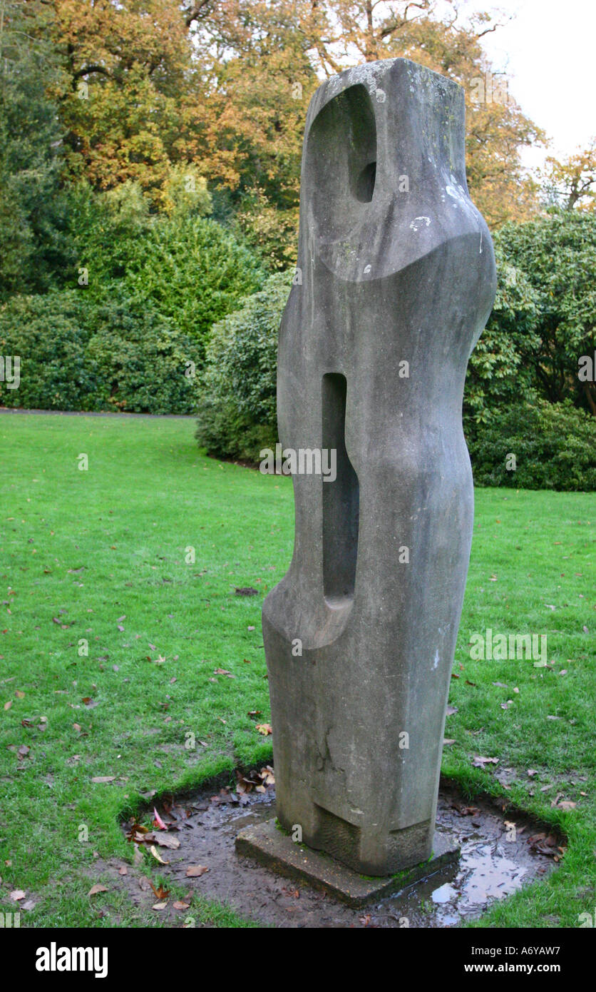 Barbara Hepworth Skulptur Empyrean Kenwood House in London Stockfoto