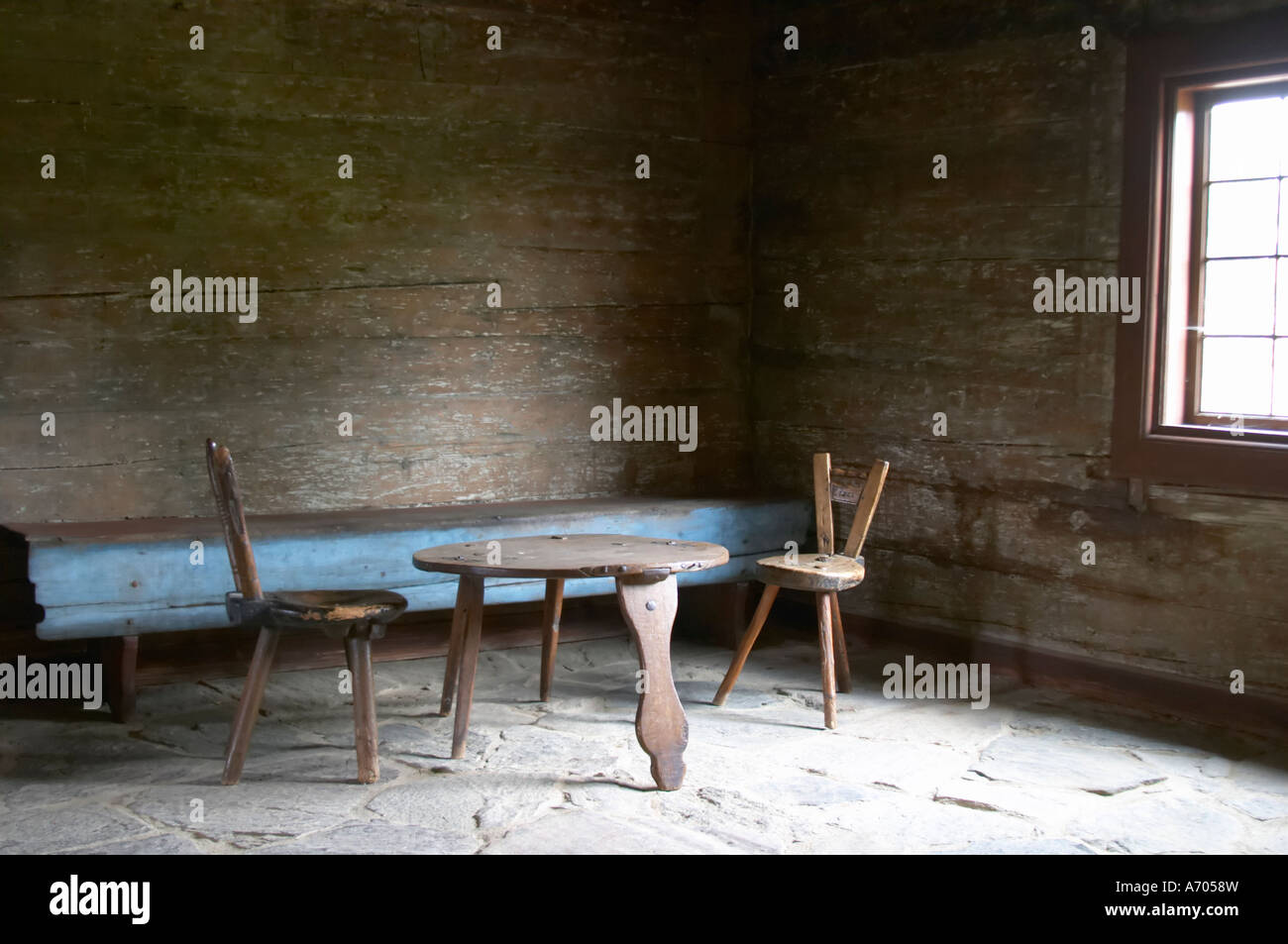 Wo Linné geboren wurde. Einrichtung mit Möbeln und Dekoration aus dieser Zeit. Die Farm in Rashult, wo Carl von Linné geboren wurde. SM Stockfoto