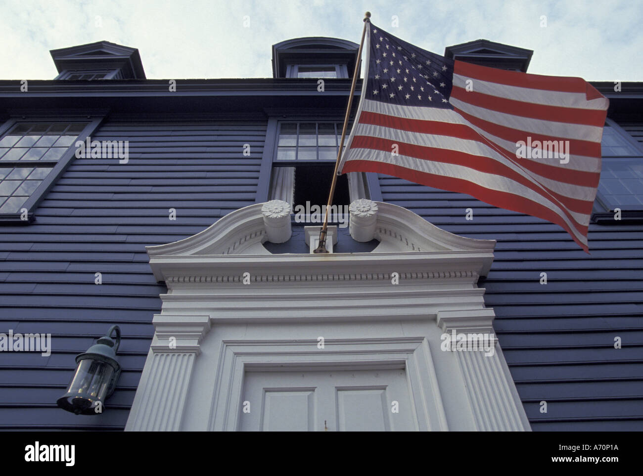 NA, USA, Rhode Island, Newport. Flag-Detail an der Thames Street Stockfoto