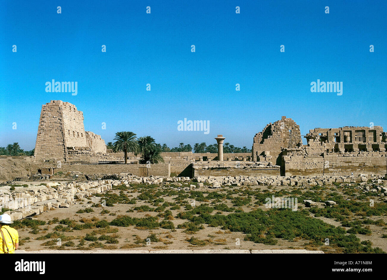 South temple for amon re and ramses ii Fotos und Bildmaterial in