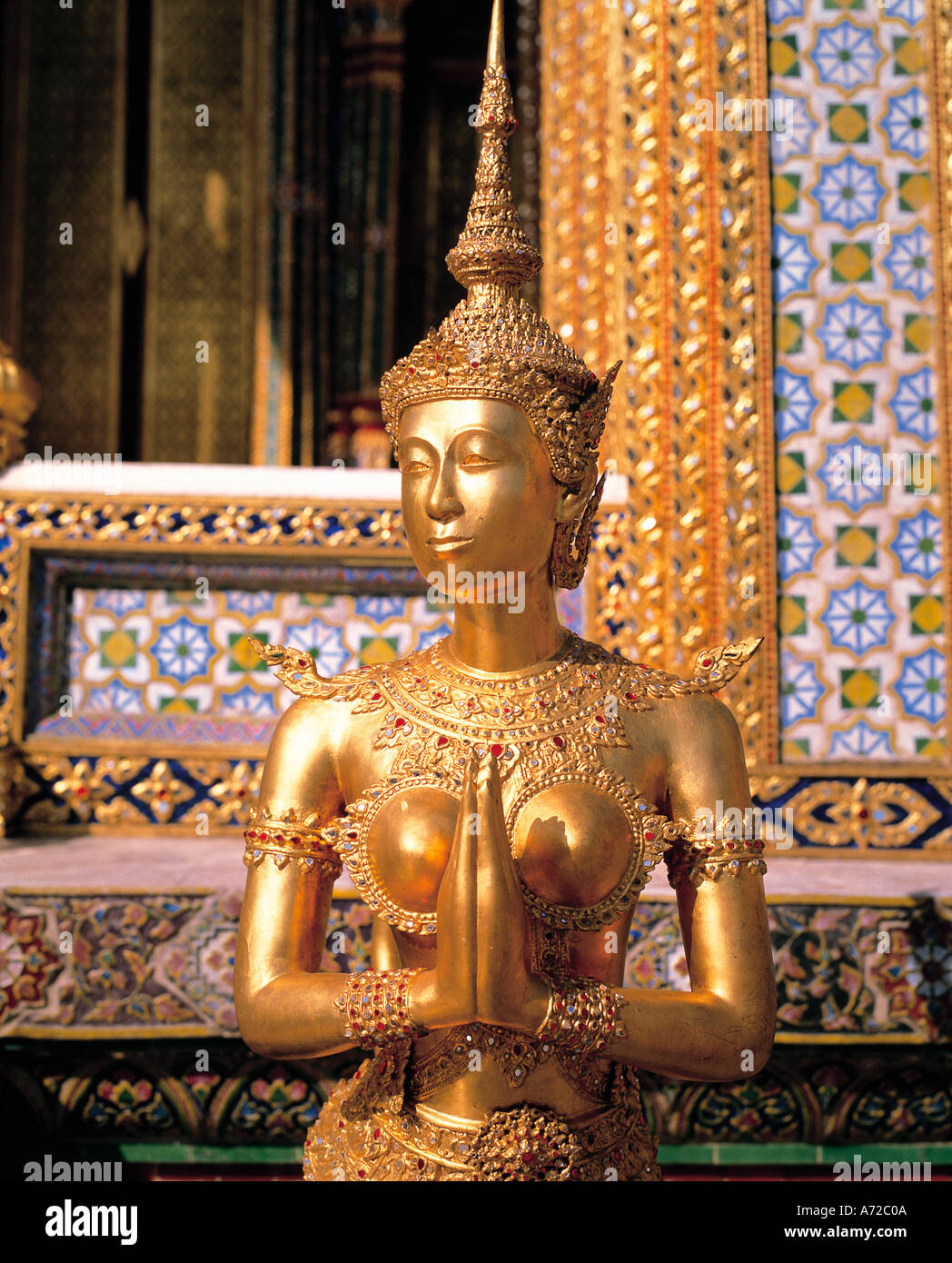 Kinnara in Wat Pra Keo Tempel des Smaragd-Buddha-Bangkok-Thailand-Budhist religion Stockfoto