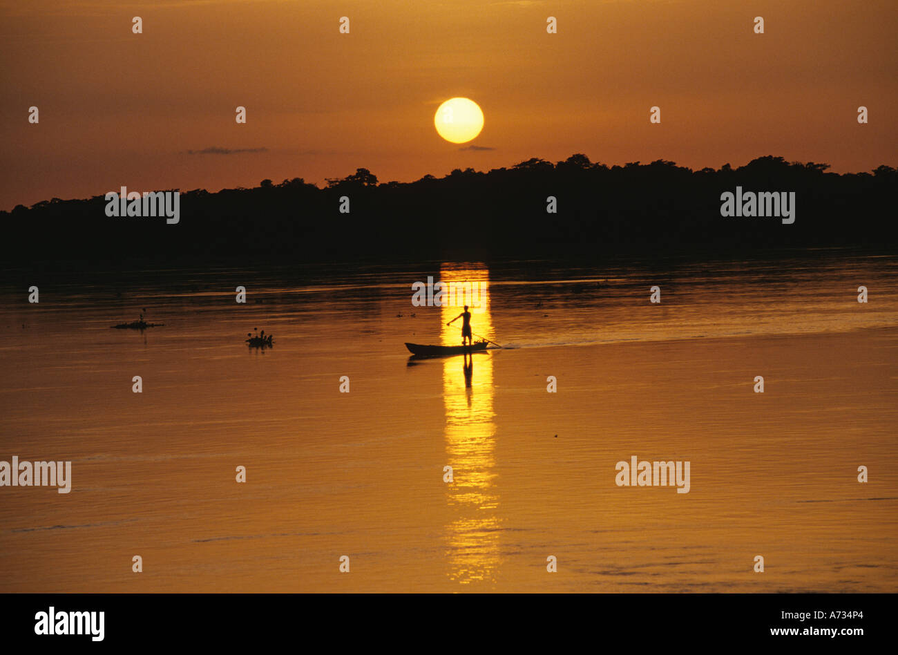 Einbaum Fluss Kongo Sonnenuntergang Afrika Stockfoto