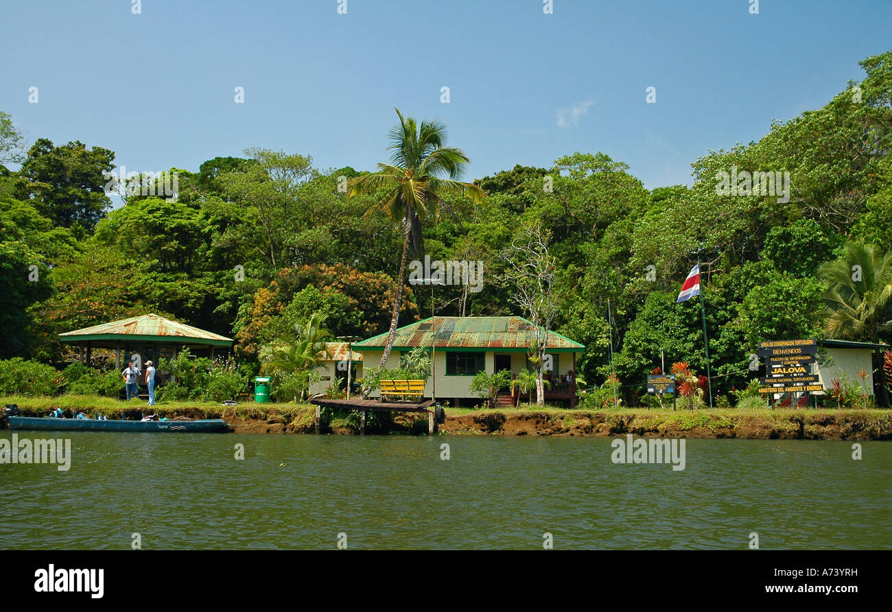 Ranger-Station im Nationalpark Tortuguero, Costa Rica, Mittelamerika Stockfoto