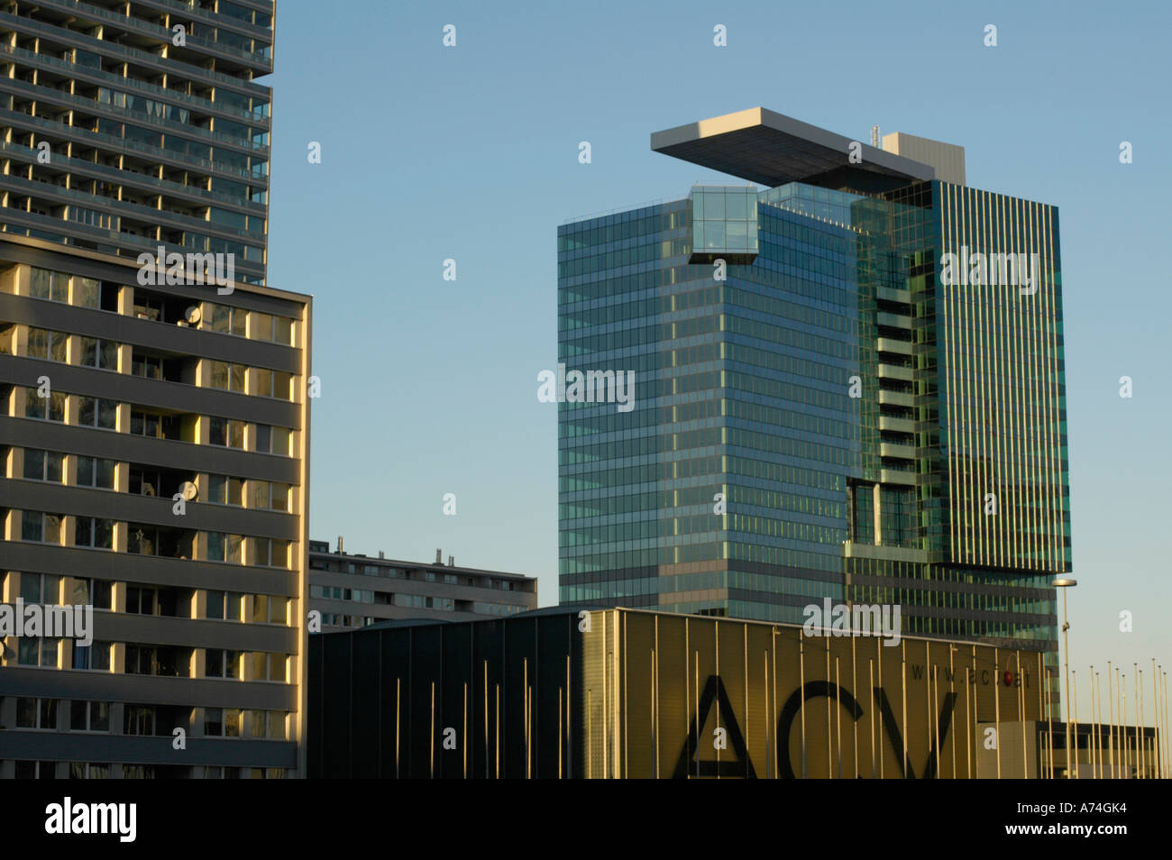 Wien, Donau-City, moderne Architektur, Saturn Tower Stockfoto
