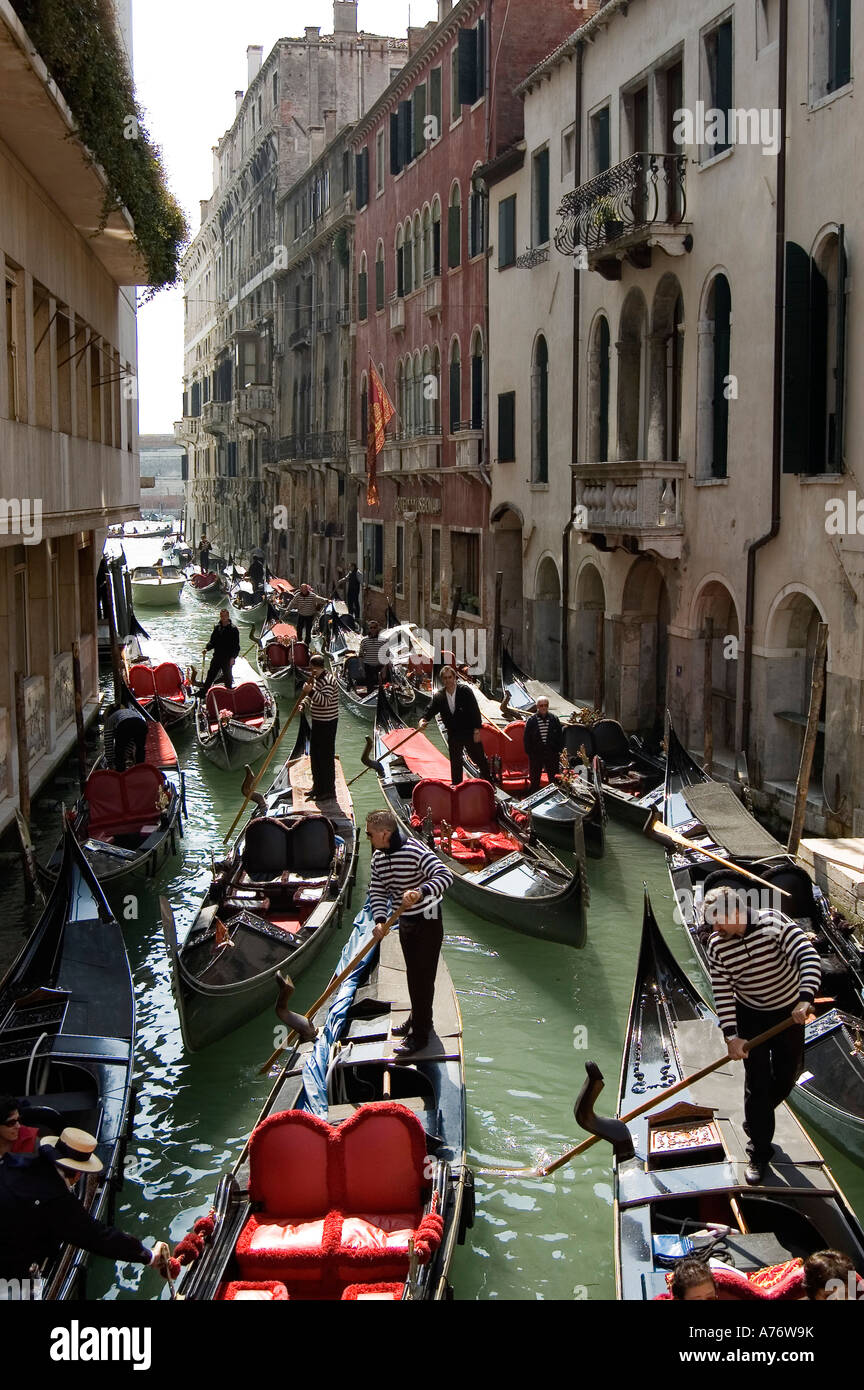 Gondeln in Venedig, Italien Stockfoto