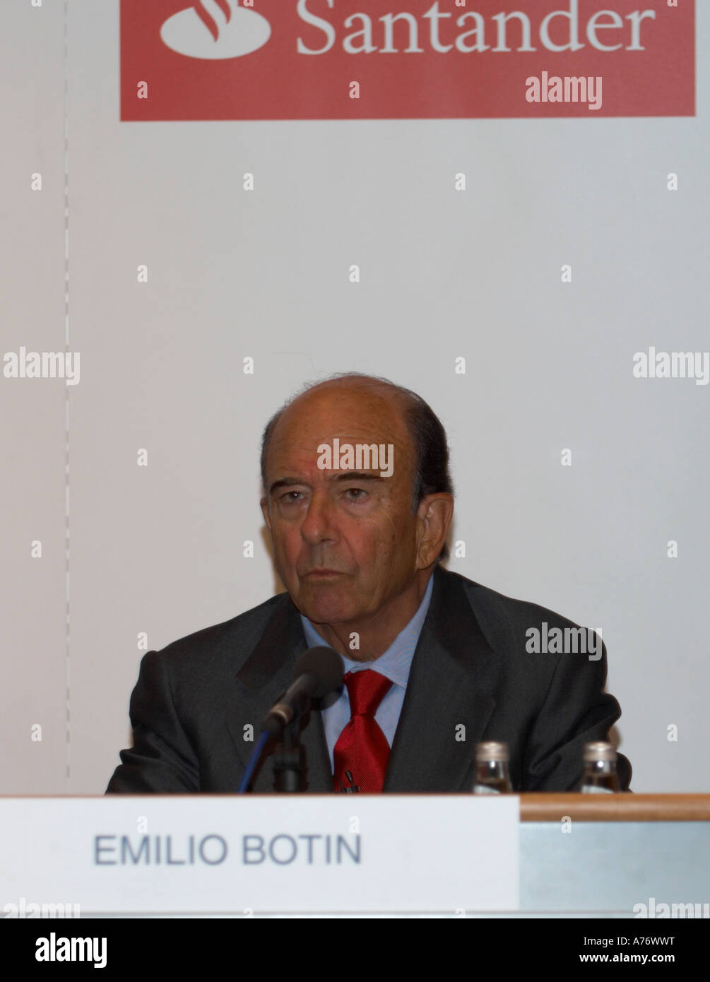 Emilio Botín Vorsitzender der Banco Santander Central Hispano Edinburgh April 2007 Stockfoto