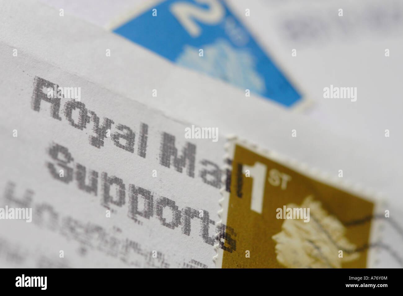 Royal Mail-1. und 2. Klasse-Stempel Stockfoto