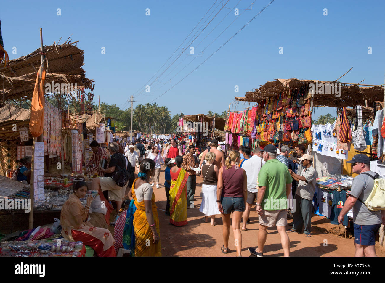 Flohmarkt, Anjuna Strand, Nord-Goa, Goa, Indien Stockfoto