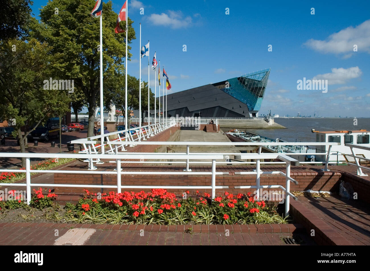 Das tiefe Aquarium in der Stadt Hull, Yorkshire, England, UK.  Designed by Sir Terry Farrell Stockfoto
