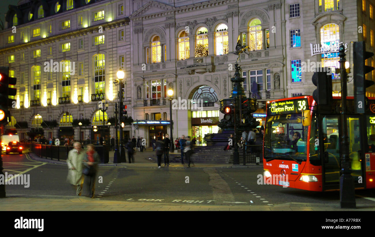 Piccadilly Circus in London England Stockfoto